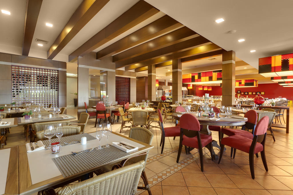 Mabu Thermas Grand Resort Фос-ду-Игуасу Экстерьер фото The restaurant